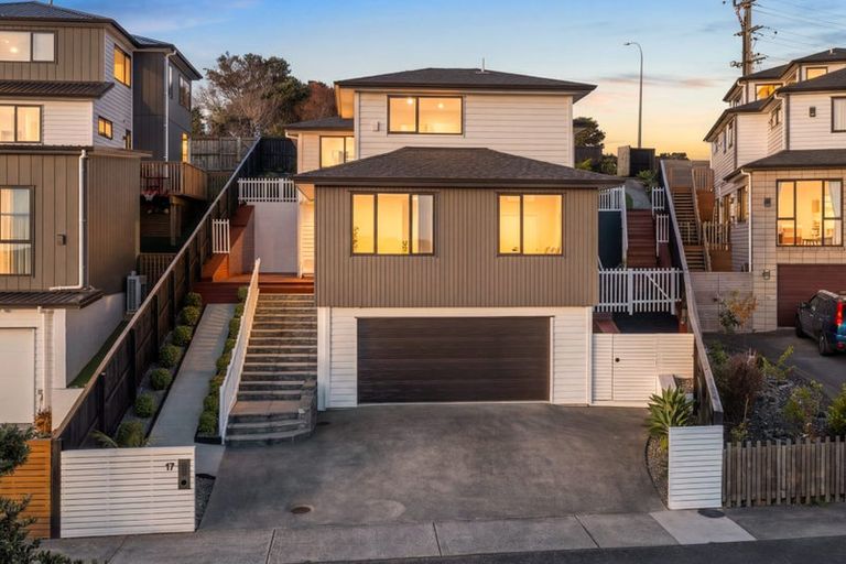 Photo of property in 17 Manawanui Way, Orewa, 0931
