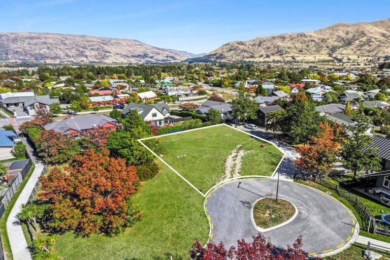 Photo of property in 7 Greenwood Lane, Wanaka, 9305