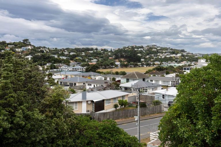 Photo of property in 17 Camperdown Road, Miramar, Wellington, 6022