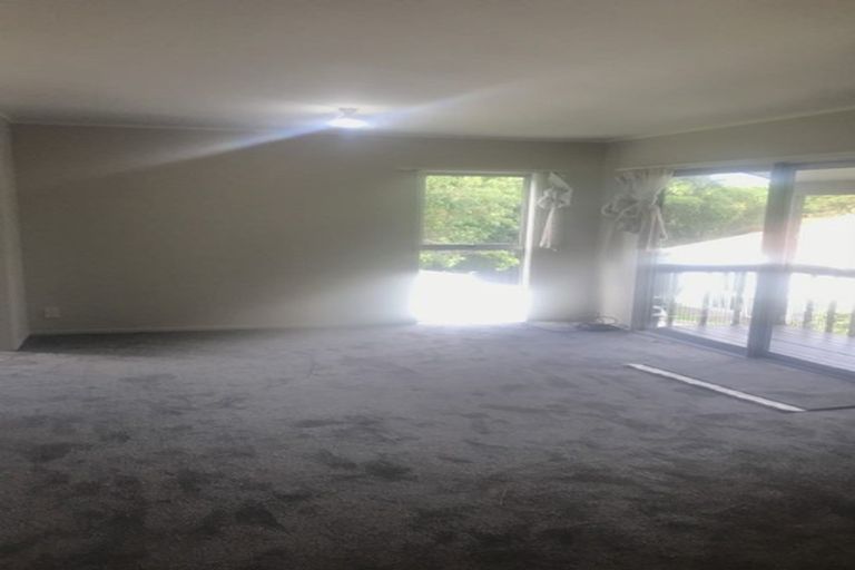 Photo of property in 9 Elmira Place, Browns Bay, Auckland, 0630