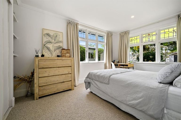 Photo of property in 35 Alpha Avenue, Strowan, Christchurch, 8052