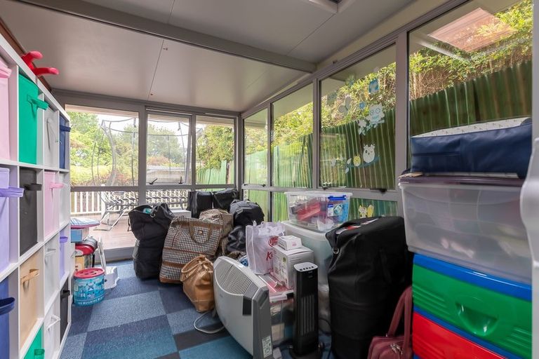 Photo of property in 7 Wattle Street, New Lynn, Auckland, 0600