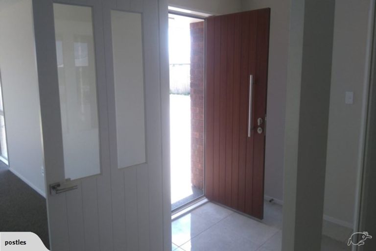 Photo of property in 22 Loxley Place, Lincoln, 7608