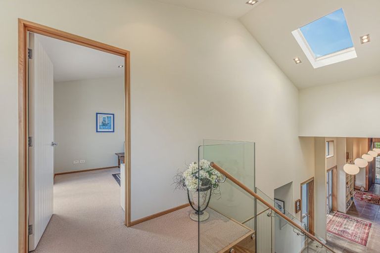 Photo of property in 16 Aratia Way, Richmond, 7020