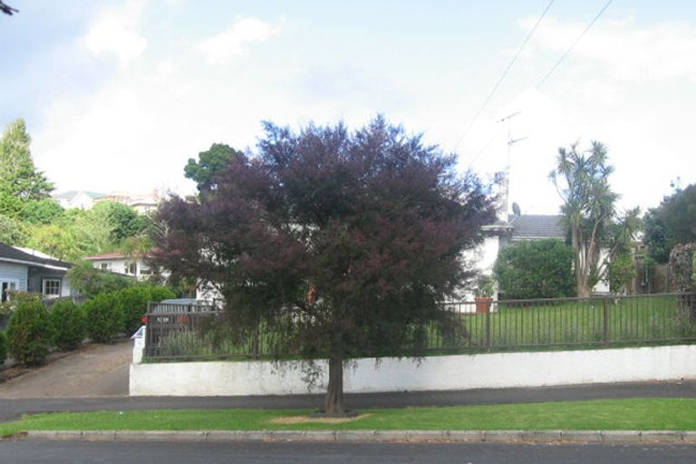 Photo of property in 16a Kesteven Avenue, Glendowie, Auckland, 1071