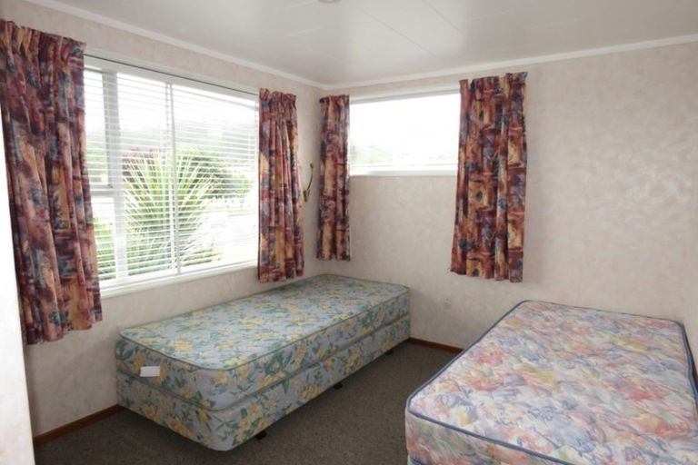 Photo of property in 4 Kenilworth Road, Oamaru North, Oamaru, 9400