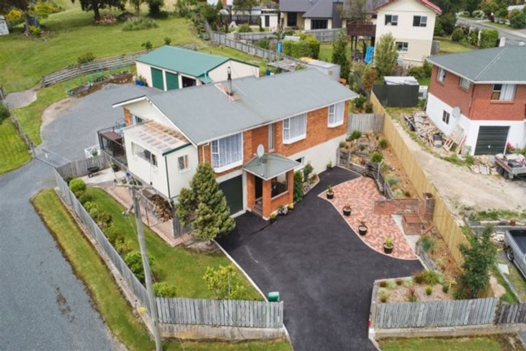 Photo of property in 14 Cambridge Street, Balclutha, 9230