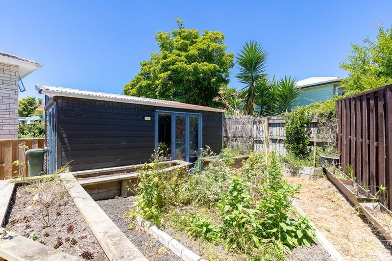Photo of property in 15a Mildmay Road, Henderson, Auckland, 0610