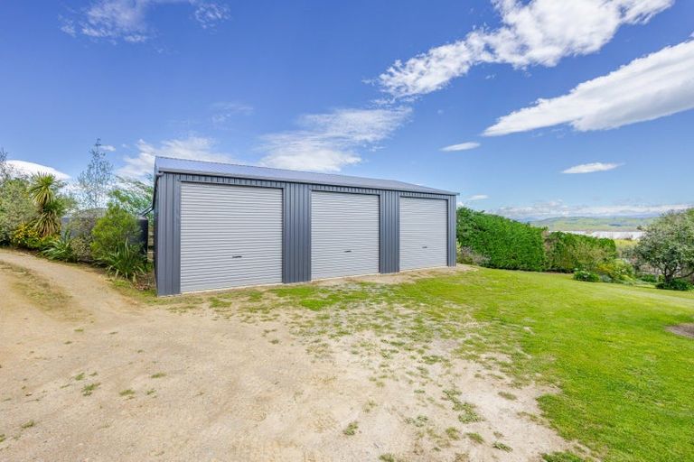 Photo of property in 370 Porangahau Road, Waipukurau, 4282
