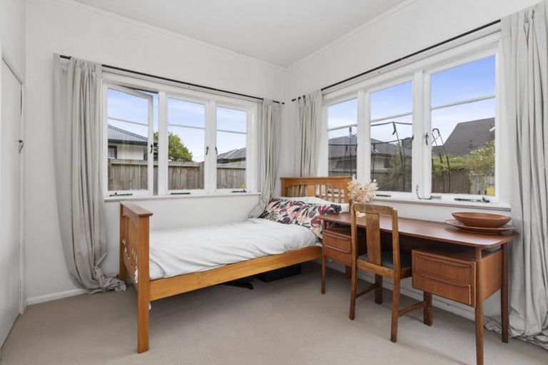 Photo of property in 77 Clarkin Road, Fairfield, Hamilton, 3214