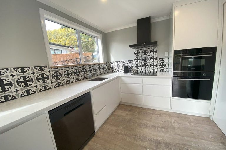 Photo of property in 10 Surrey Street, Picton, 7220