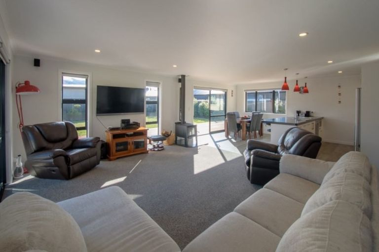 Photo of property in 18 Magnetic Place, Cromwell, 9310