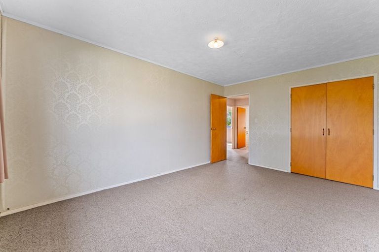 Photo of property in 39 Kohekohe Street, New Lynn, Auckland, 0600