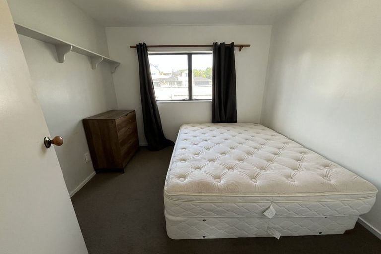 Photo of property in 20 Te Hiko Street, Takapuwahia, Porirua, 5022