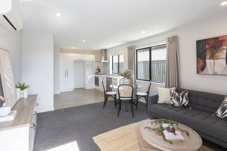 Photo of property in 5 Piripiri Place, Broomfield, Christchurch, 8042