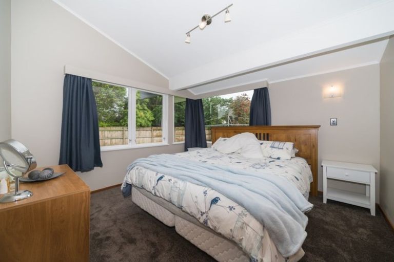 Photo of property in 6 Kapiti Place, Awapuni, Palmerston North, 4412