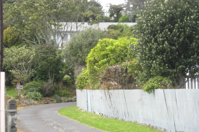 Photo of property in 87a Pioneer Road, Moturoa, New Plymouth, 4310