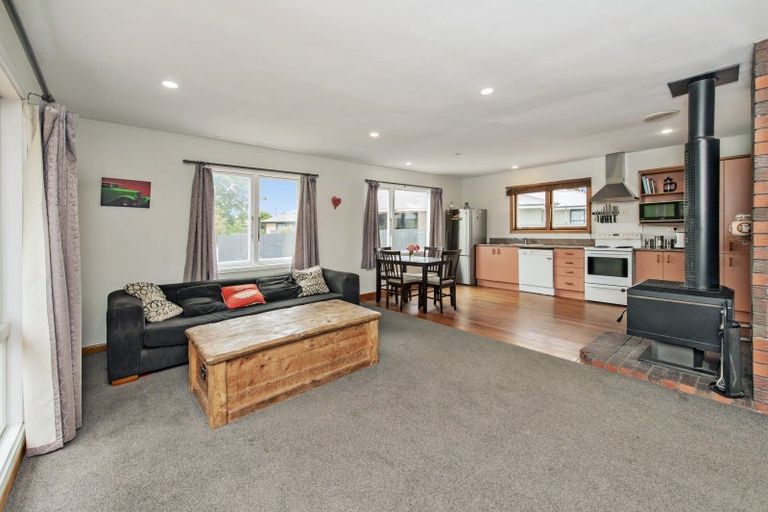 Photo of property in 2577 Bealey Road, Hororata, 7572