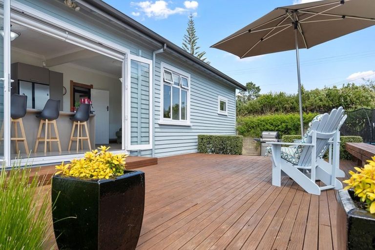 Photo of property in 9b Portland Drive, Mangorei, New Plymouth, 4312