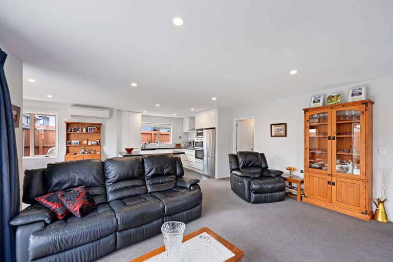 Photo of property in 5 Harston Place, Wigram, Christchurch, 8042