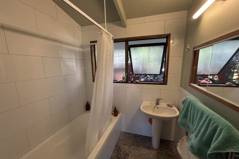 Photo of property in 8 Jeep Road, Raumati South, Paraparaumu, 5032