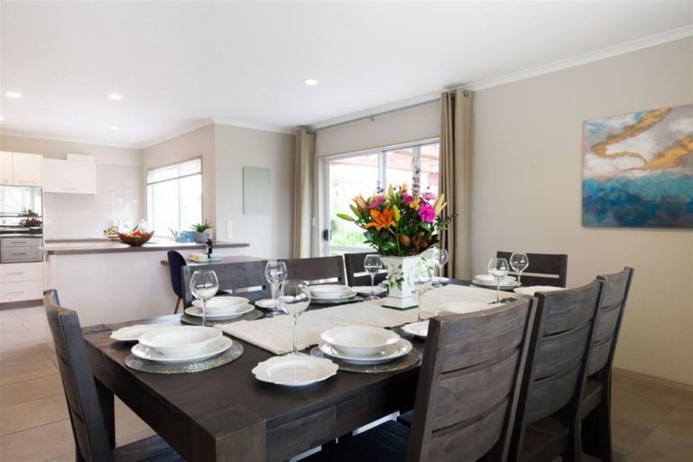 Photo of property in 18 Seacrest Drive, West Harbour, Auckland, 0618
