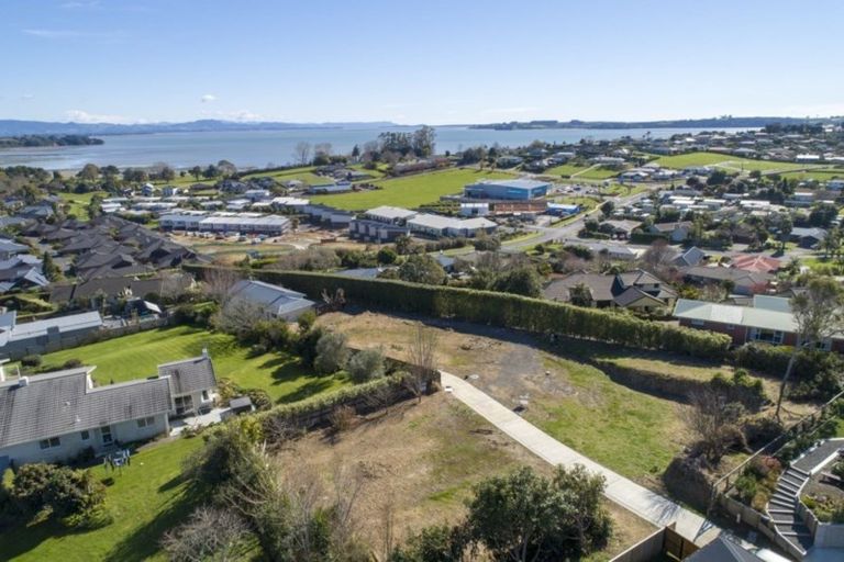 Photo of property in 60b Margaret Drive, Omokoroa, 3114