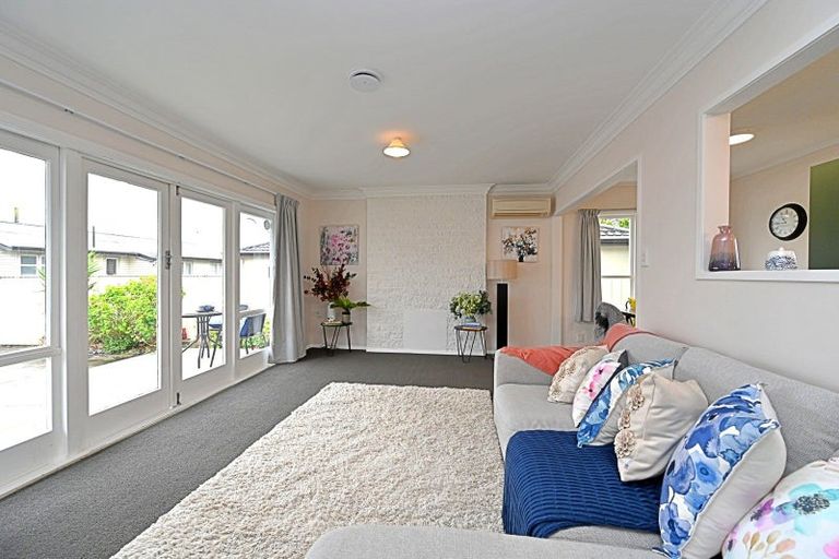 Photo of property in 24a Holyrood Street, Taradale, Napier, 4112