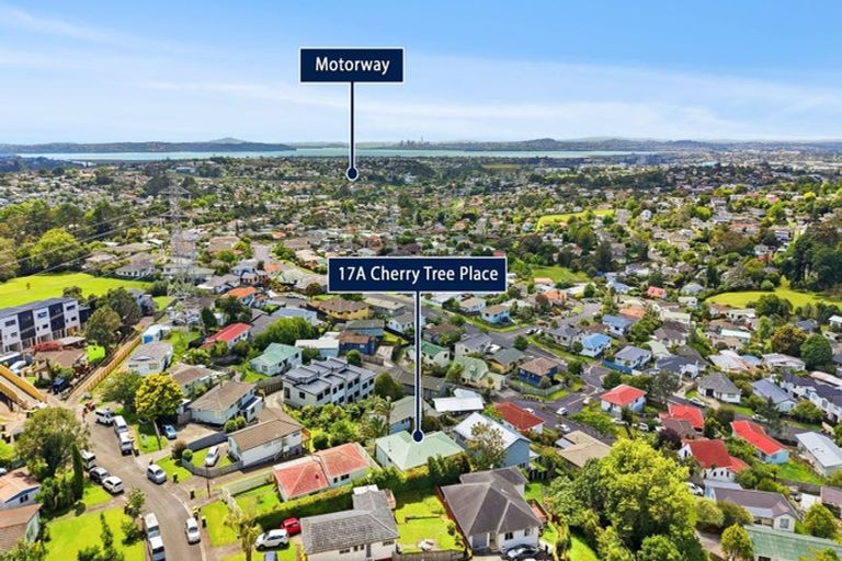 Photo of property in 17a Cherry Tree Place, Massey, Auckland, 0614