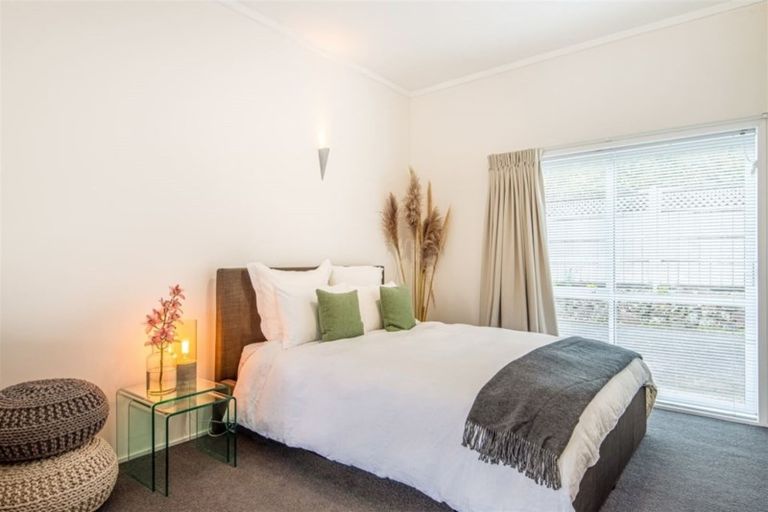 Photo of property in 4/30 Castor Bay Road, Castor Bay, Auckland, 0620