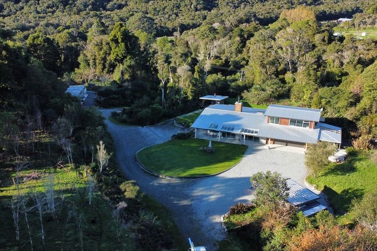 Photo of property in 572 Rutherglen Road, Marsden, Greymouth, 7872