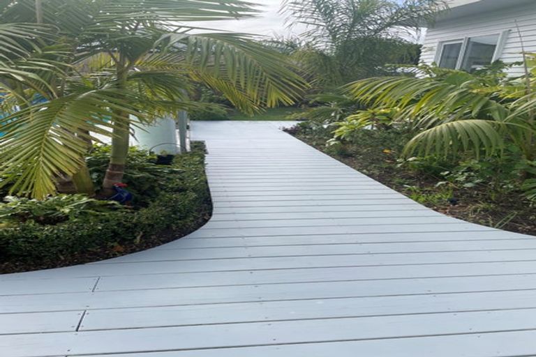 Photo of property in 2 Taimoana Close, Mangawhai Heads, Mangawhai, 0505