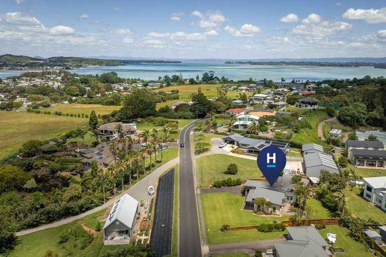 Photo of property in 111 Koutunui Road, Athenree, Katikati, 3177