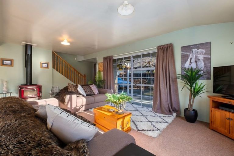 Photo of property in 84 Sunderland Street, Clyde, 9330