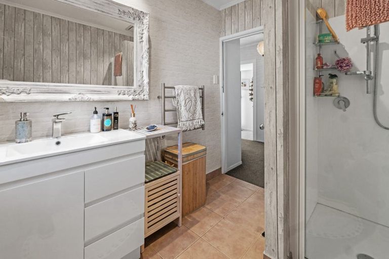 Photo of property in 21 Howe Street, Howick, Auckland, 2014