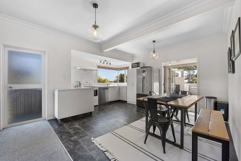 Photo of property in 3 Pukaka Street, Strandon, New Plymouth, 4312