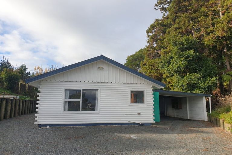 Photo of property in 124 Memorial Drive, Parahaki, Whangarei, 0112