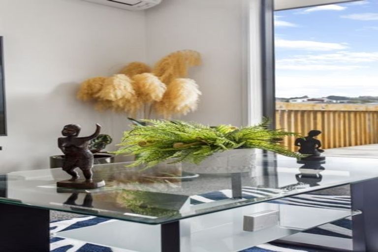 Photo of property in 5 Springburn Place, Pokeno, 2402