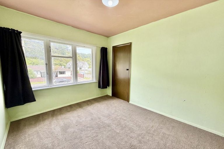 Photo of property in 1/18 Eldon Grove, Taita, Lower Hutt, 5019