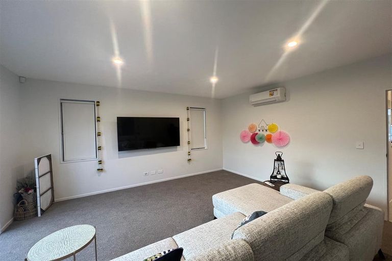 Photo of property in 43 Katikati Drive, Manurewa, Auckland, 2102