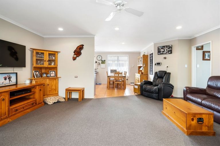 Photo of property in 8 Elm Place, Tikipunga, Whangarei, 0112