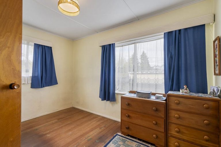 Photo of property in 31 Wrantage Street, Westown, New Plymouth, 4310