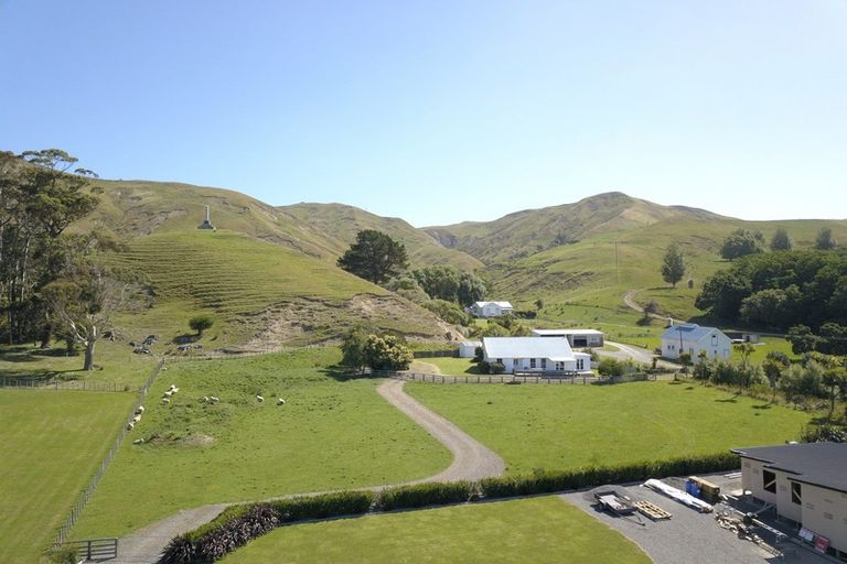 Photo of property in 2 Paua Place, Aramoana, Omakere, 4271