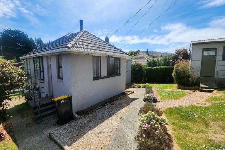 Photo of property in 94 Caldwell Street, Brockville, Dunedin, 9011