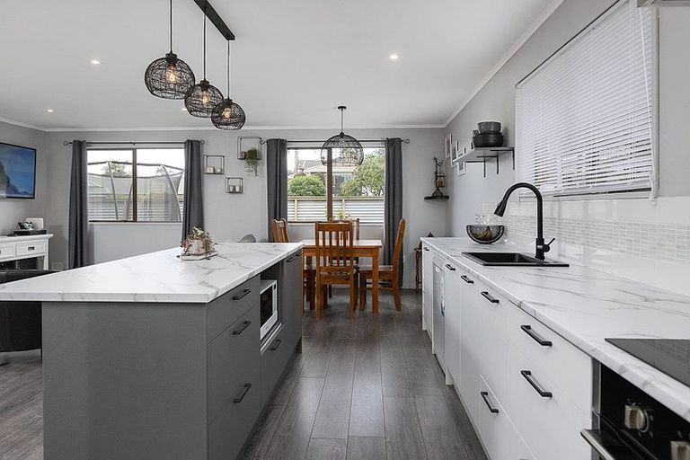 Photo of property in 161 Waitaha Road, Welcome Bay, Tauranga, 3112