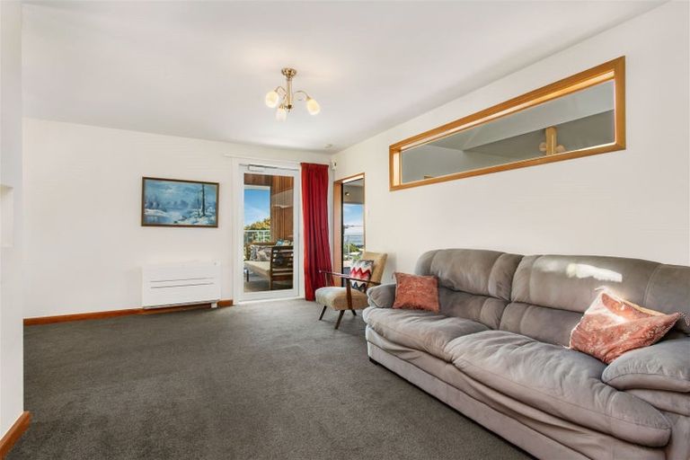 Photo of property in 212 Mount Pleasant Road, Mount Pleasant, Christchurch, 8081
