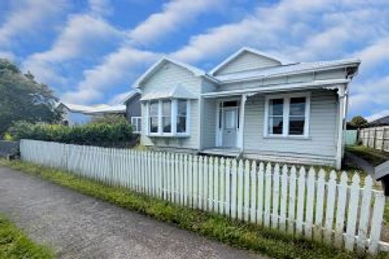 Photo of property in 23 Hereford Street, West End, Palmerston North, 4410
