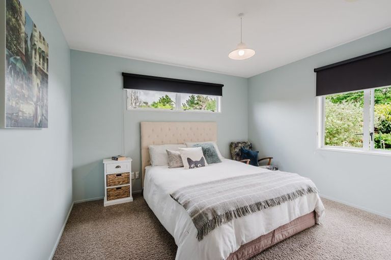 Photo of property in 92 Saint James Drive, Huntington, Hamilton, 3210