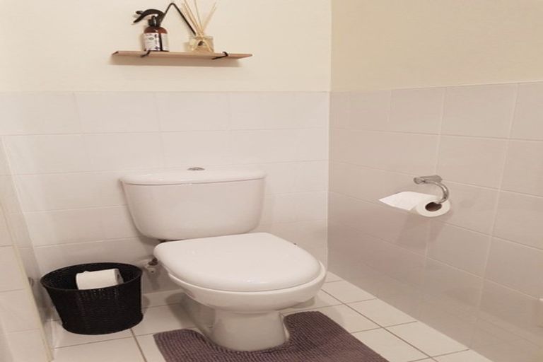 Photo of property in The Rennaissance, 7i/18 Ronwood Avenue, Manukau, Auckland, 2104