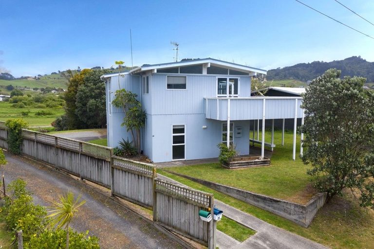 Photo of property in 30 Hillview Road, Waihi Beach, 3611